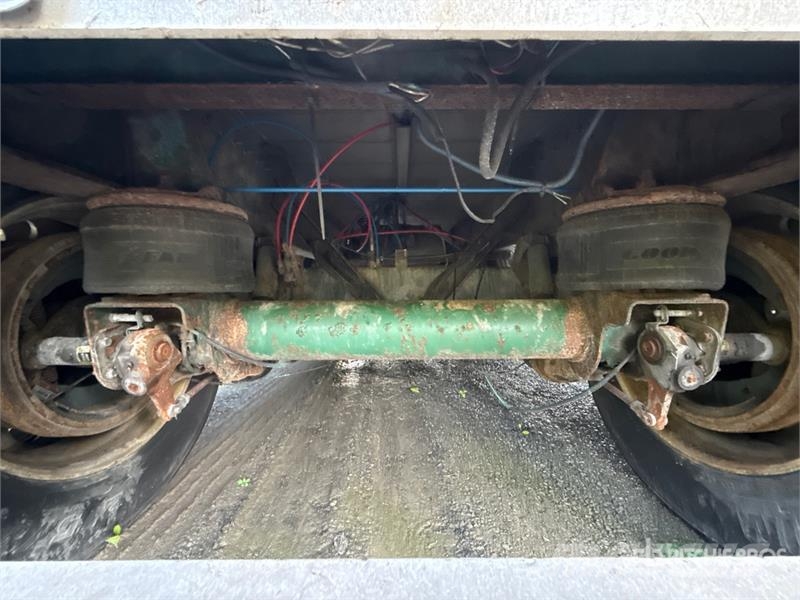Fontaine HARHF12W 48' Curtain Side Trailer (Inoperable) Priekabos su tentu