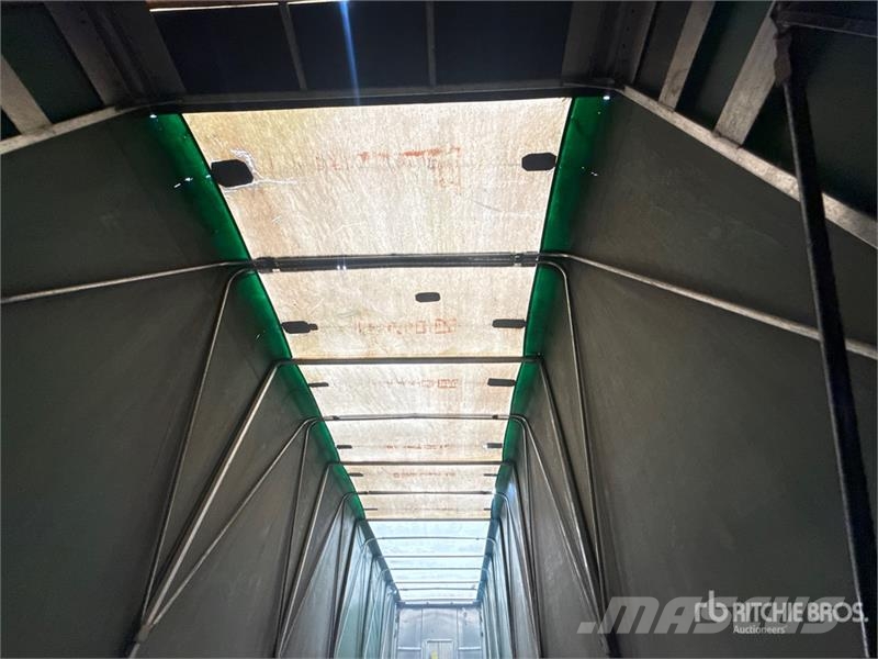 Fontaine HARHF12W 48 ft T/A Spread Axle Curtain Side Traile Tents