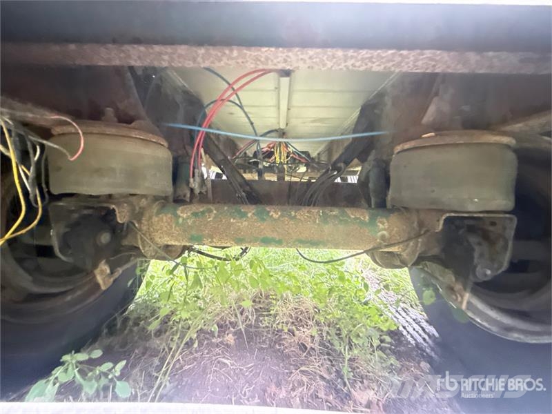 Fontaine HARHF12W 48 ft T/A Spread Axle Curtain Side Traile Tents
