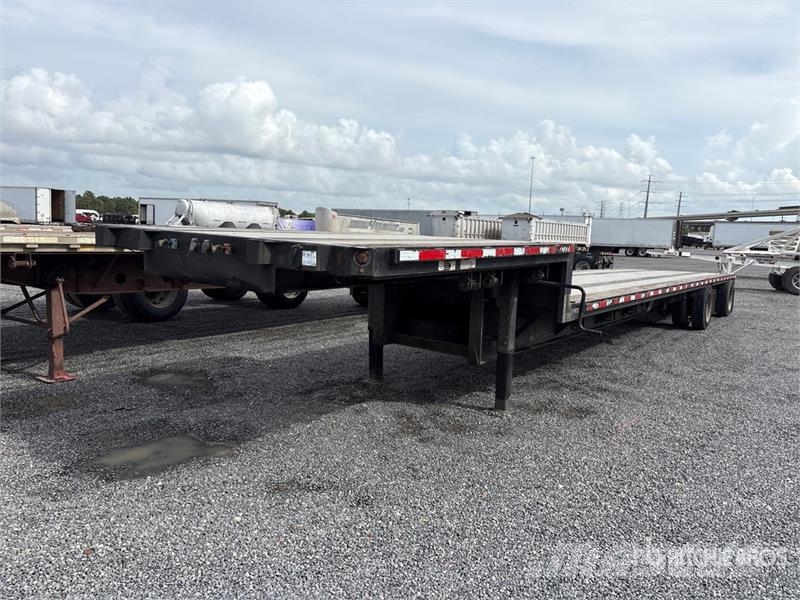 Fontaine HCVTX12WSA 80000 lb 48 ft T/A Spread Axle Step Dec Low loaders