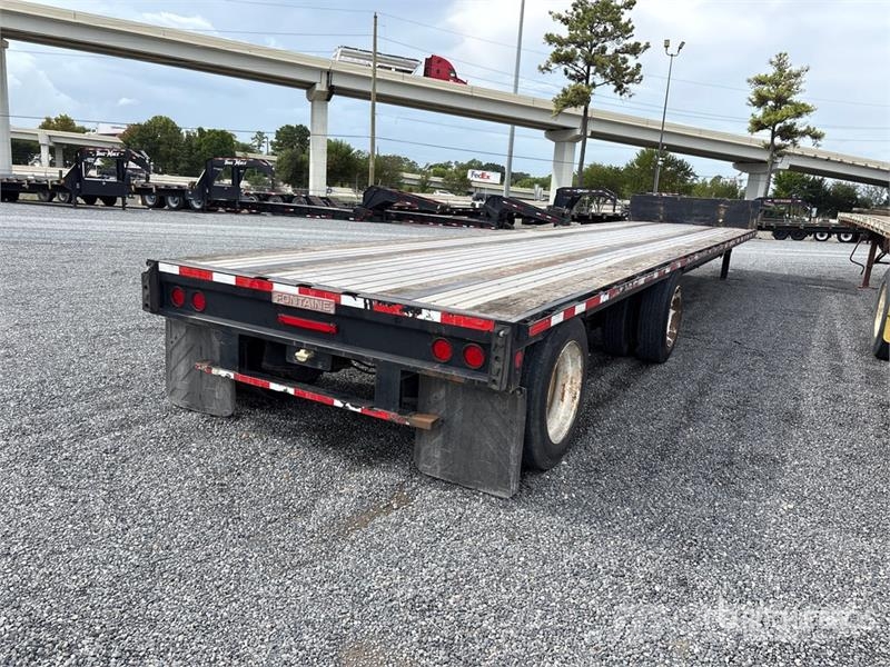 Fontaine HCVTX12WSA 80000 lb 48 ft T/A Spread Axle Step Dec Low loaders