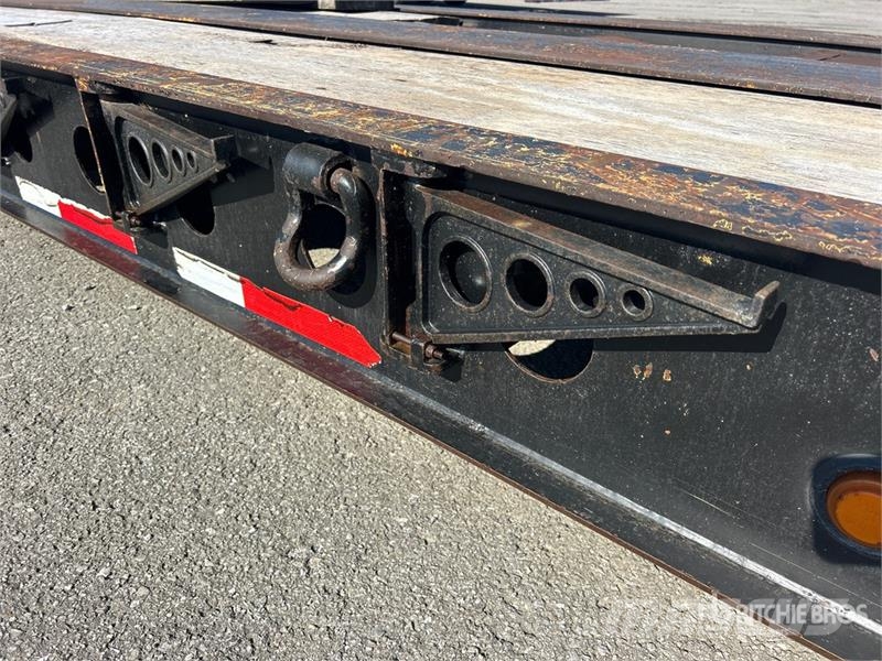 Fontaine Magnitude 55MX Tri/A Removable Gooseneck Lowboy Tr Mélybölcsős