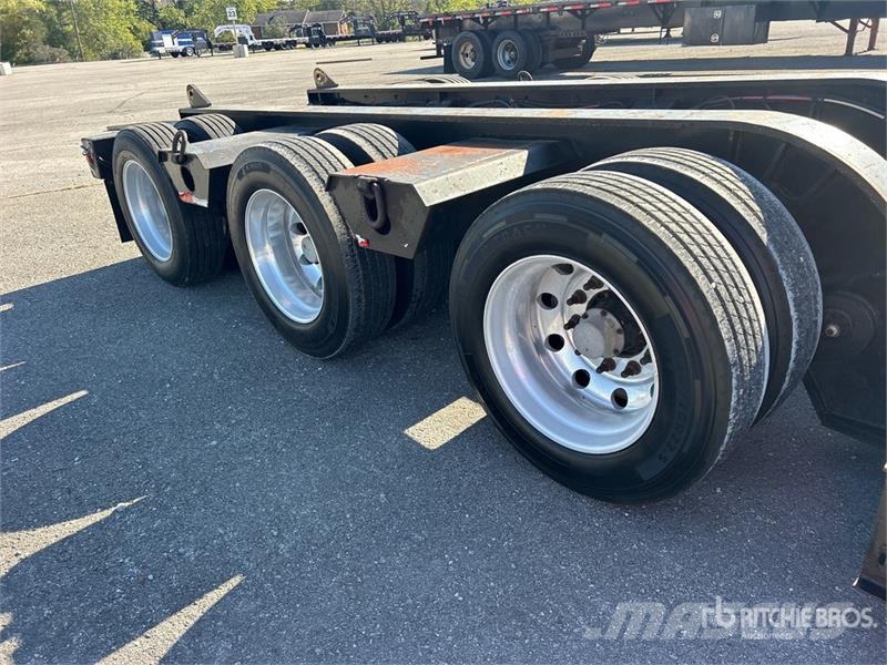 Fontaine Magnitude 55MX Tri/A Removable Gooseneck Lowboy Tr Mélybölcsős