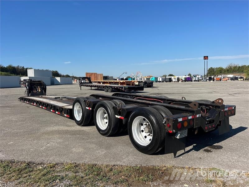 Fontaine Magnitude 55MX Tri/A Removable Gooseneck Lowboy Tr Mélybölcsős