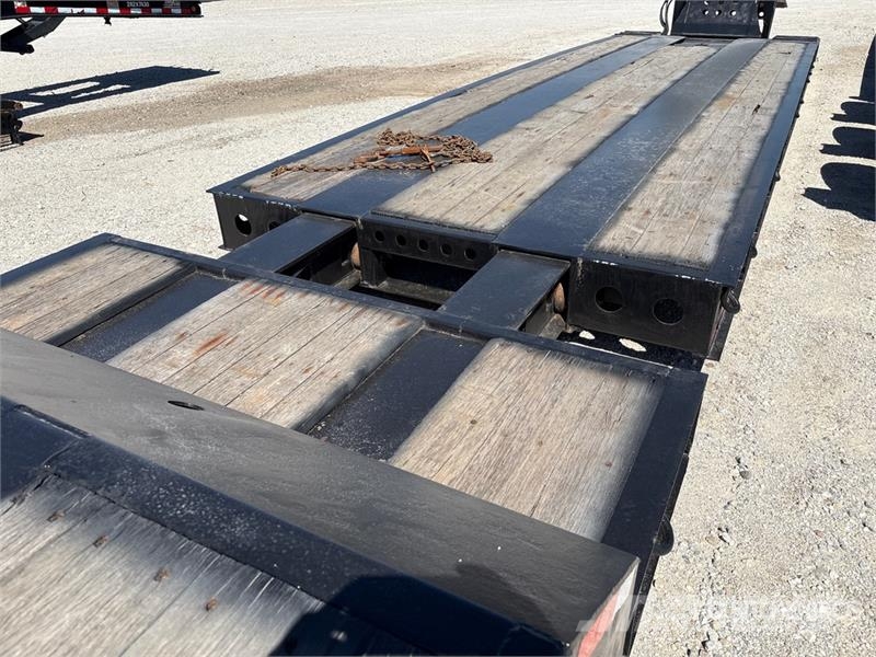 Fontaine Renegade T/A 29 ft Extendable Removable Gooseneck Nizki nakladalci
