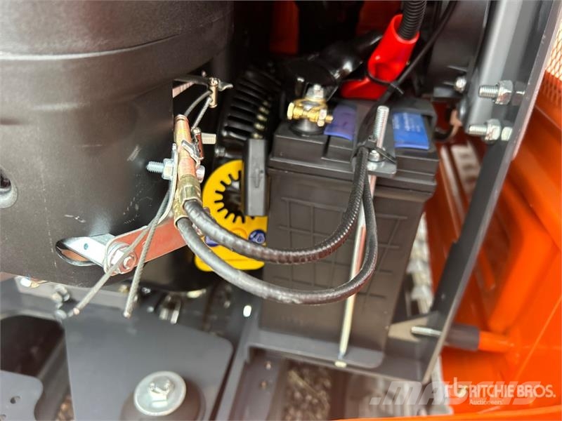 Force Drive 319 BLT Mini Excavator (Unused) Mini bagri <7t