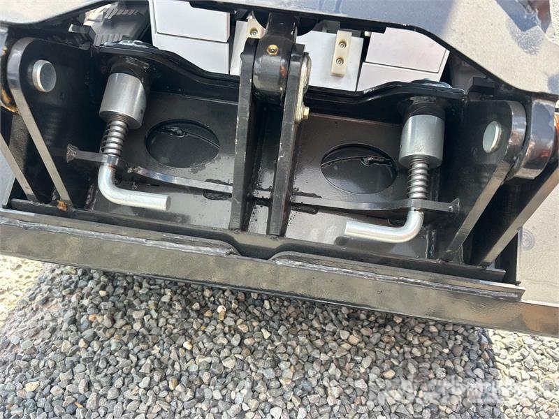 Force Drive FD-S80 Mini Compact Track Loader (Unused) Skid steer loaders