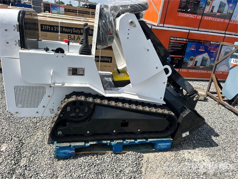 Force Drive FD-S80 Mini Compact Track Loader (Unused) Skid steer loaders