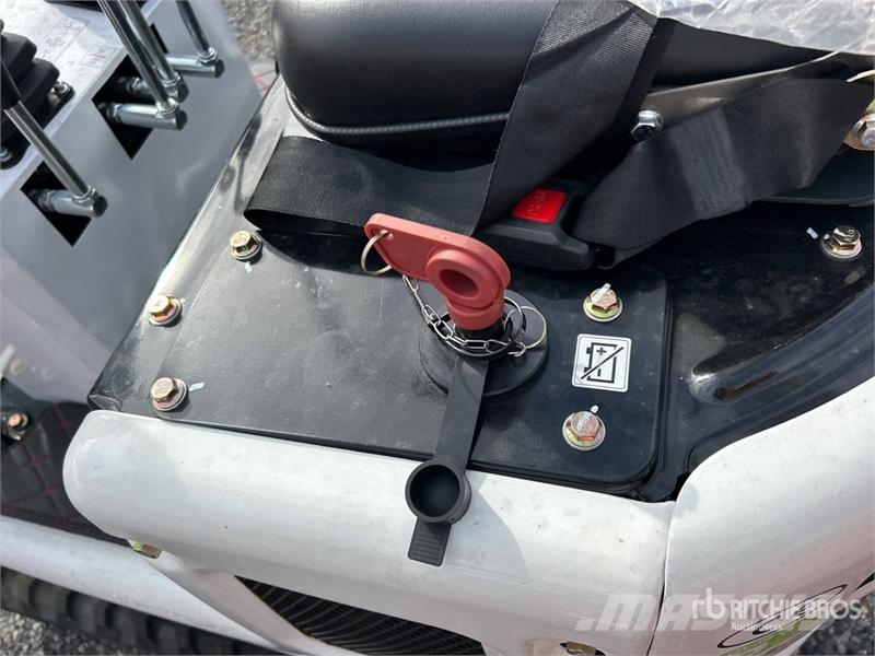 Force Drive FD15W Mini Excavator (Unused) حفارات صغيرة أقل من 7 طن (حفارات صغيرة)
