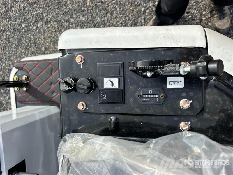 Force Drive FD15W Mini Excavator (Unused) حفارات صغيرة أقل من 7 طن (حفارات صغيرة)