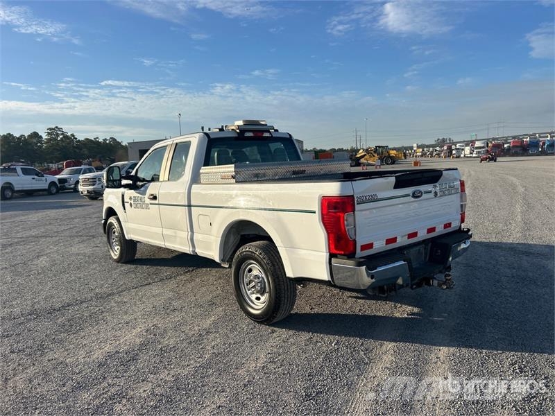 Ford 2500 XL 4x2 Extended Cab Pickup Citi