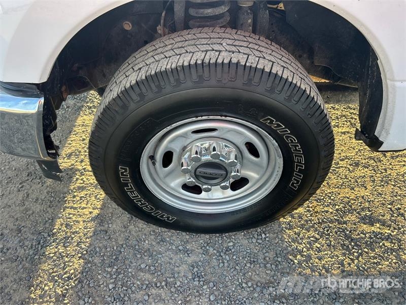 Ford 2500 XL 4x2 Extended Cab Pickup Citi