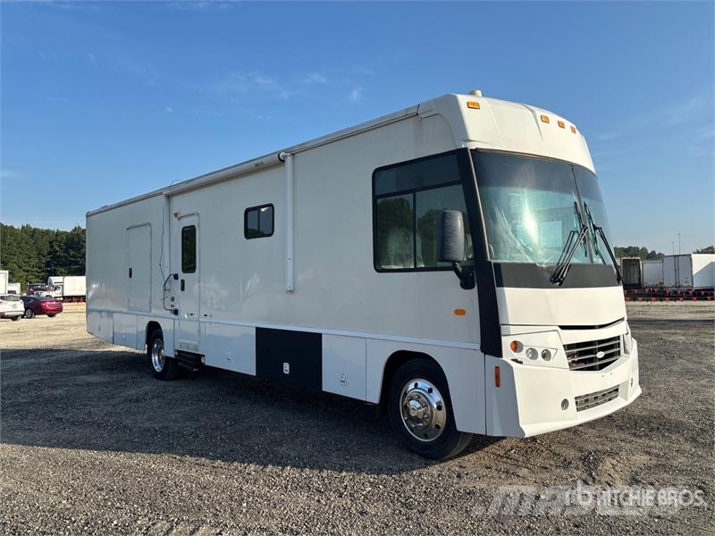 Ford 4x2 Motor Home Lakóautó és lakókocsi