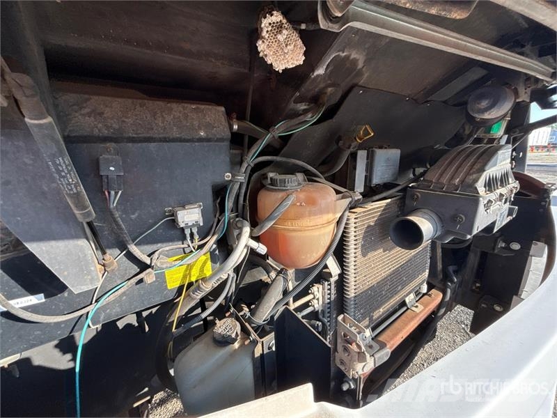 Ford 4x2 Motor Home Lakóautó és lakókocsi