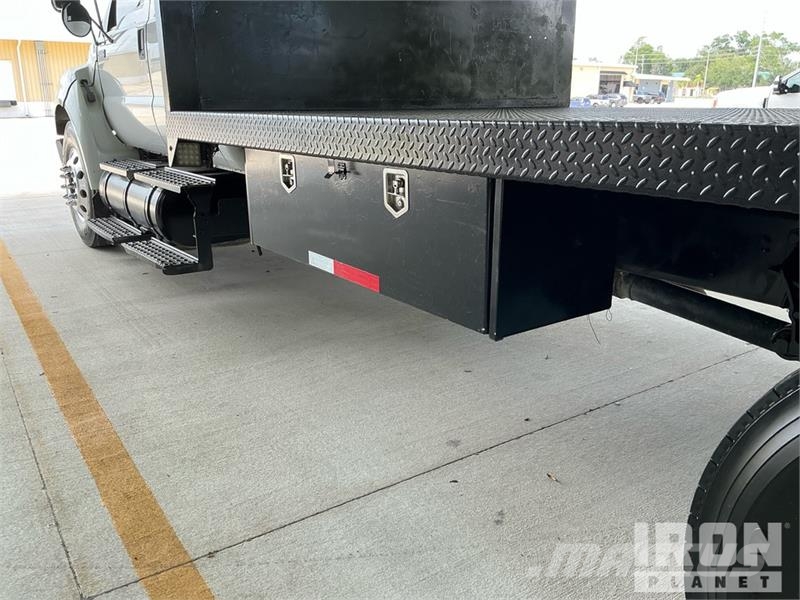 Ford 5500 Kamioni sa otvorenim sandukom