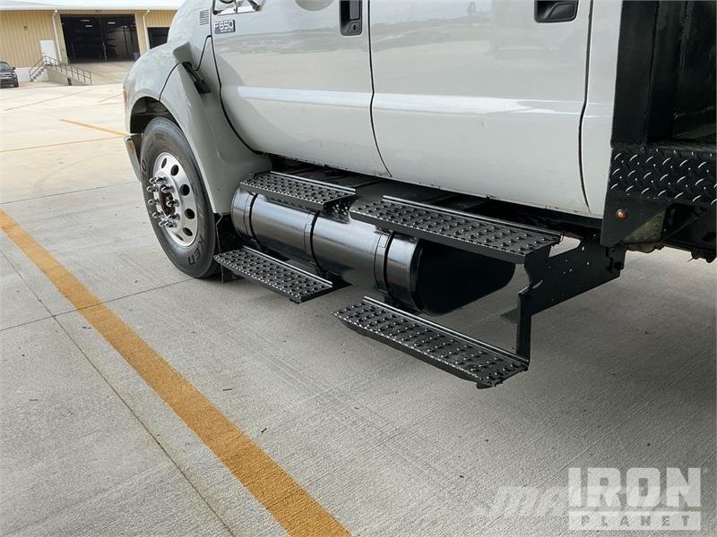 Ford 5500 Kamioni sa otvorenim sandukom