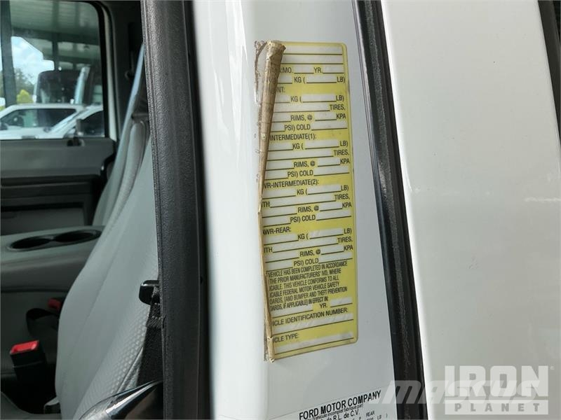 Ford 5500 Kamioni sa otvorenim sandukom