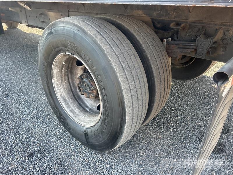 Ford 8000 Knuckle Boom on Ford F-750 4x2 Grapple Truck خطاطيف