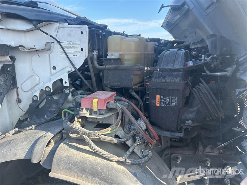 Ford Boom on Ford F-750 4x2 Grapple Truck Grappin