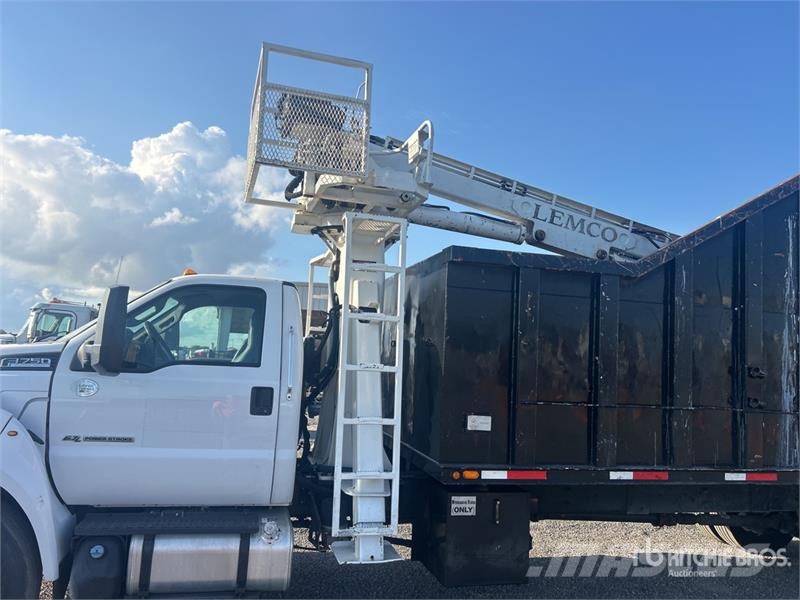 Ford Boom on Ford F-750 4x2 Grapple Truck Grappin