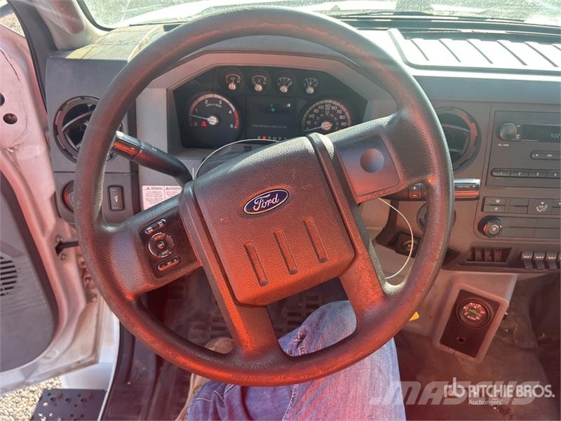 Ford Boom on Ford F-750 4x2 Grapple Truck Grappin