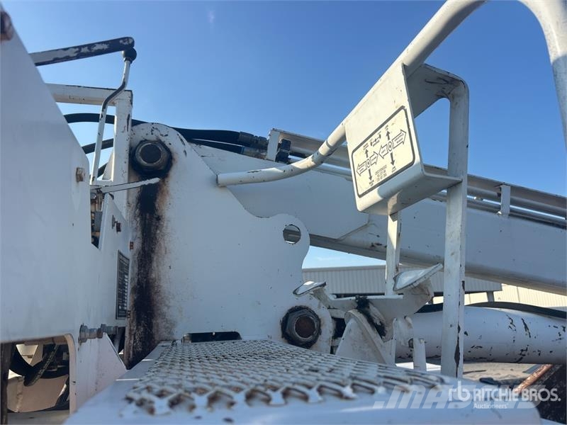 Ford Boom on Ford F-750 4x2 Grapple Truck Grappin