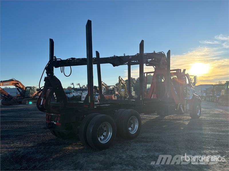 Ford Boom on Ford LT9513 Grapple Truck Greifer