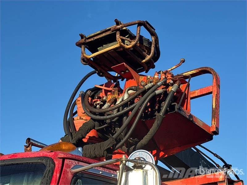 Ford Boom on Ford LT9513 Grapple Truck Greifer