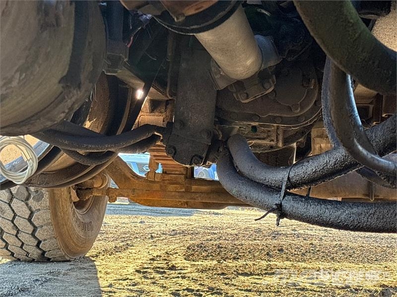 Ford Boom on Ford LT9513 Grapple Truck Greifer