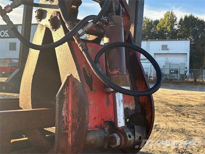 Ford Boom on Ford LT9513 Grapple Truck Greifer