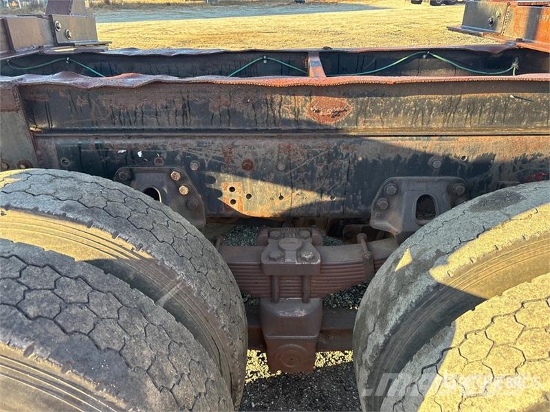 Ford Boom on Ford LT9513 Grapple Truck Greifer