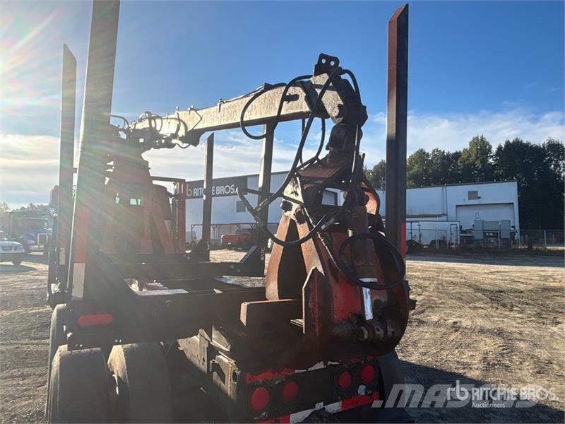 Ford Boom on Ford LT9513 Grapple Truck Greifer