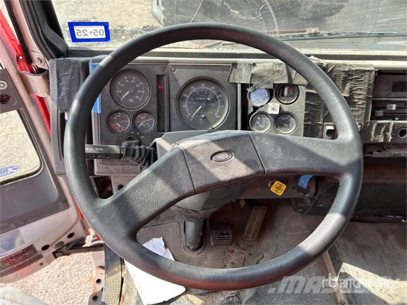 Ford CF8000 Φορτηγά Κόφα