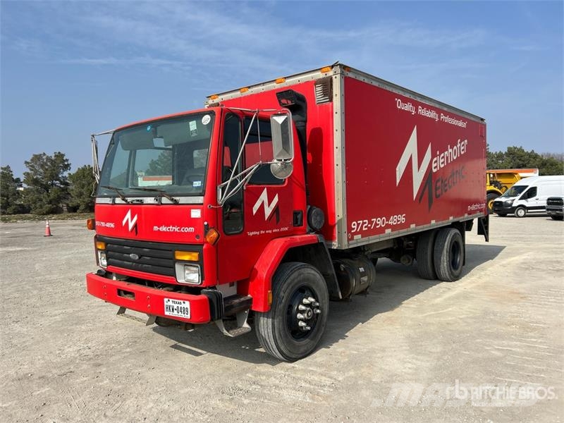 Ford CF8000 Φορτηγά Κόφα