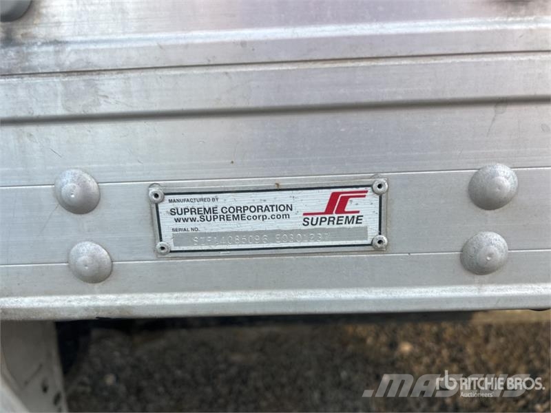 Ford Commercial E350 4x2 Van Truck (Inoperable) Furgoonautod