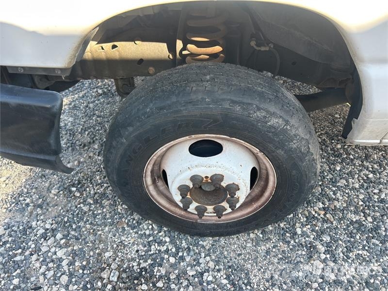 Ford Commercial E350 4x2 Van Truck (Inoperable) Kofferaufbau
