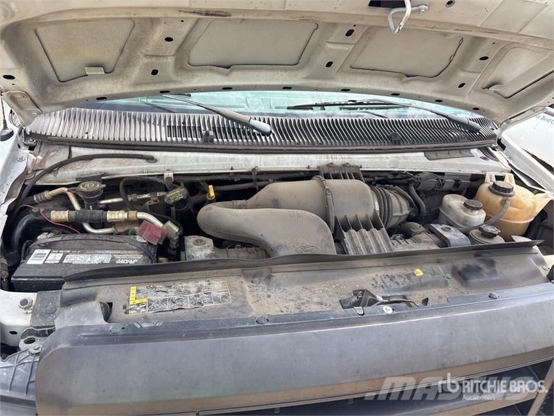 Ford E-350 Preču pārvadāšanas furgoni