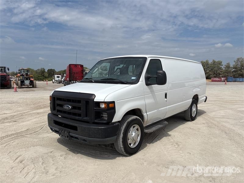 Ford E-350 Preču pārvadāšanas furgoni
