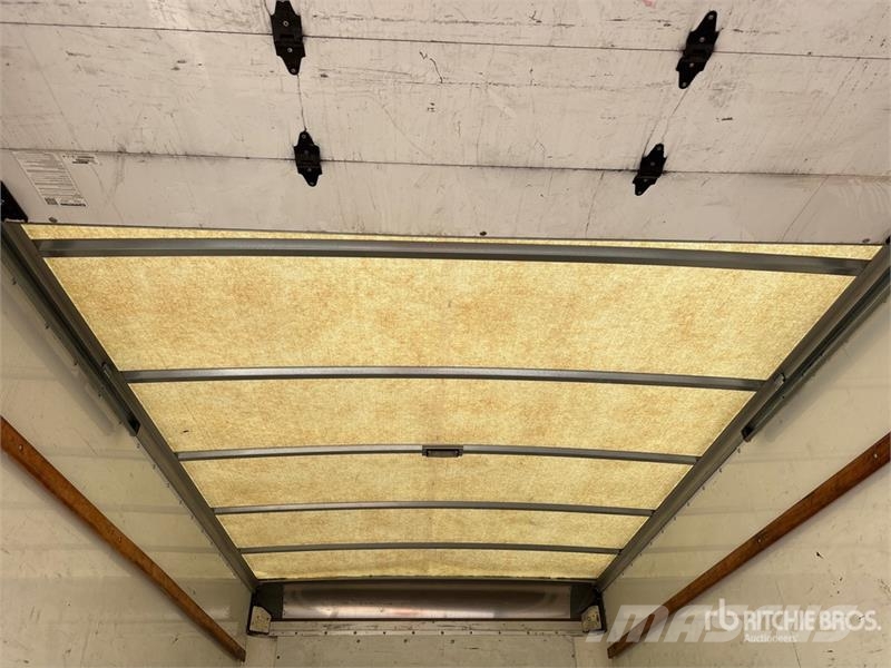 Ford E-350 4x2 Van Truck Грузовики-Фургоны