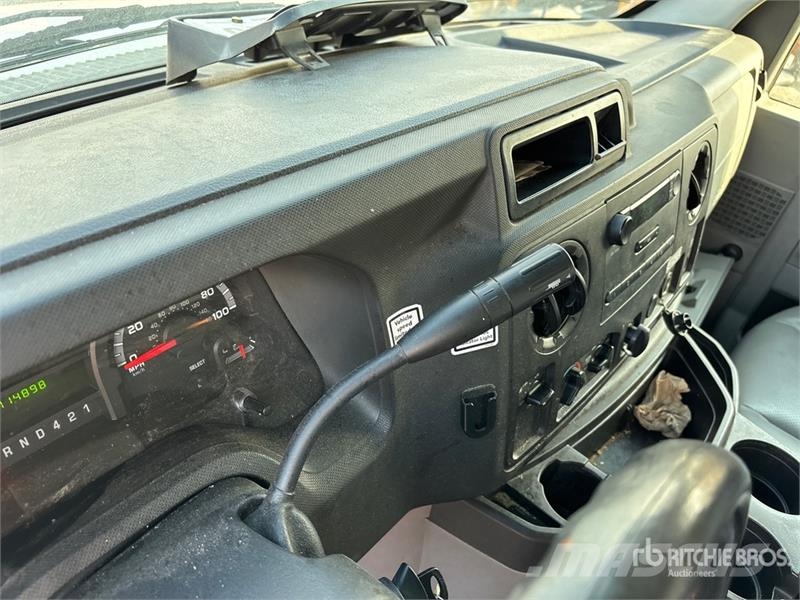 Ford E-350 4x2 Van Truck Грузовики-Фургоны