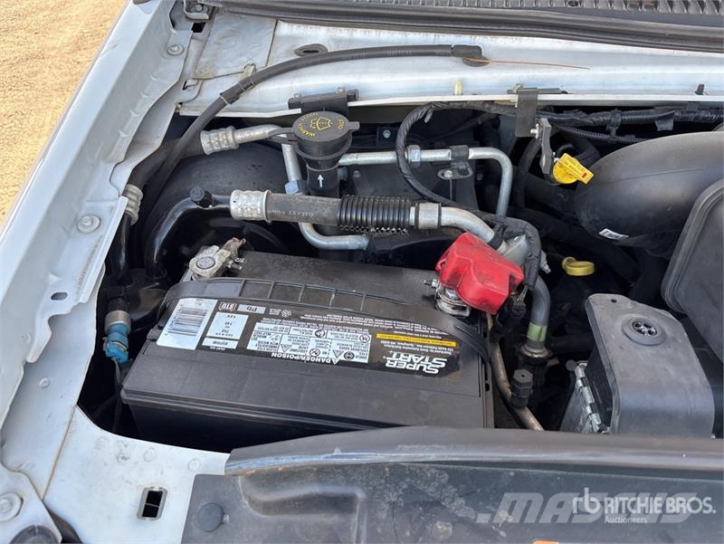 Ford E-350 4x2 Van Truck Camiones con caja de remolque