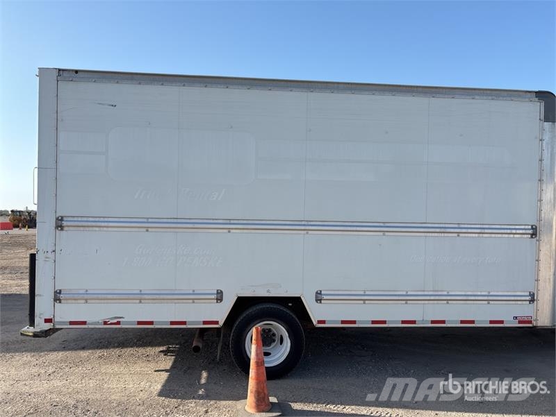 Ford E-350 4x2 Van Truck Camiones con caja de remolque