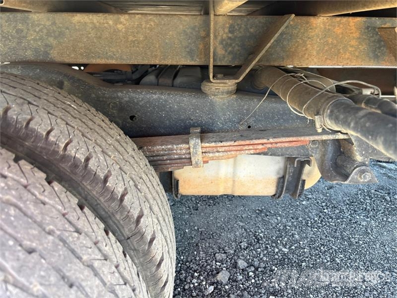 Ford E-350 4x2 Van Truck Furgons