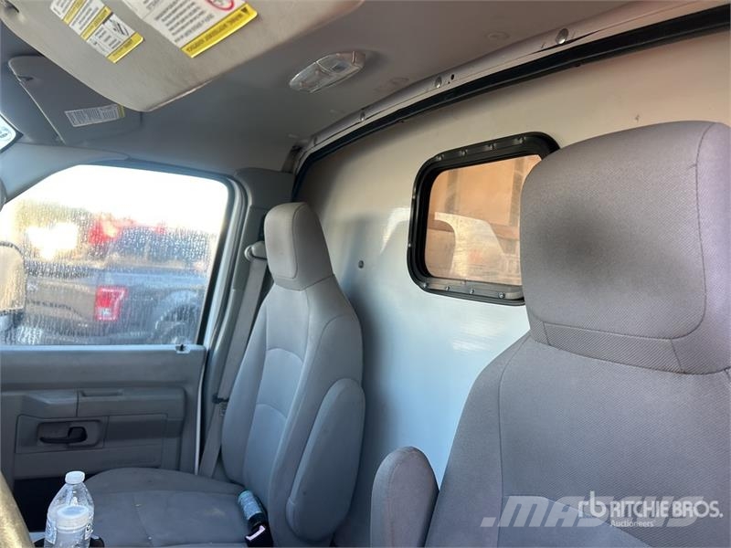 Ford E-350 4x2 Van Truck (Inoperable) Φορτηγά Κόφα