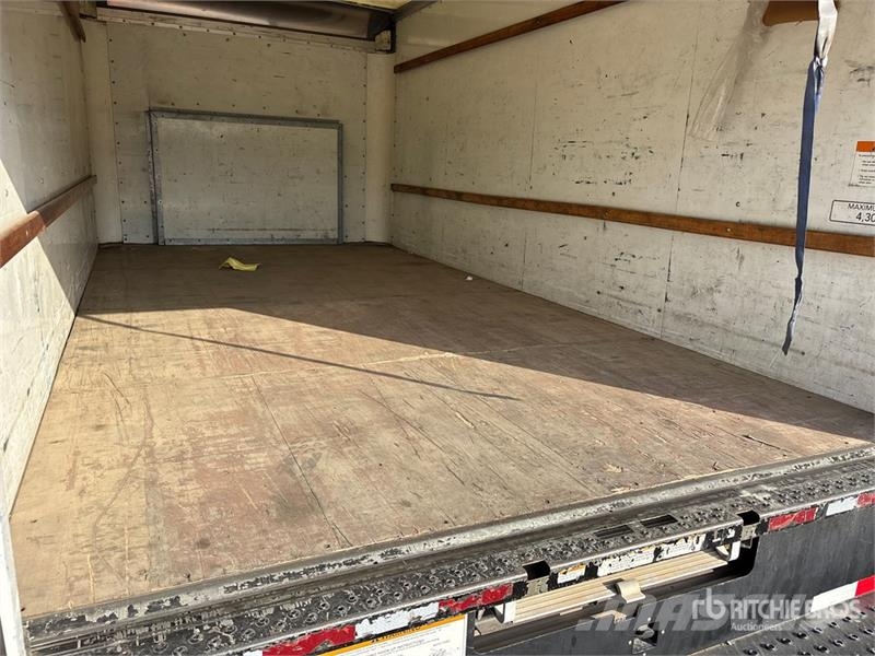 Ford E-350 4x2 Van Truck Грузовики-Фургоны