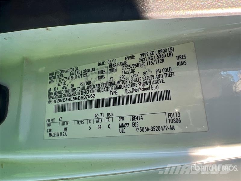 Ford E-350 6 Passenger Van 廂式貨物運輸車