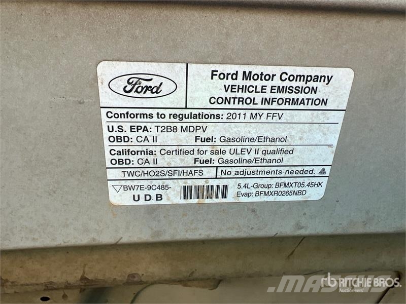 Ford E-350 6 Passenger Van 廂式貨物運輸車