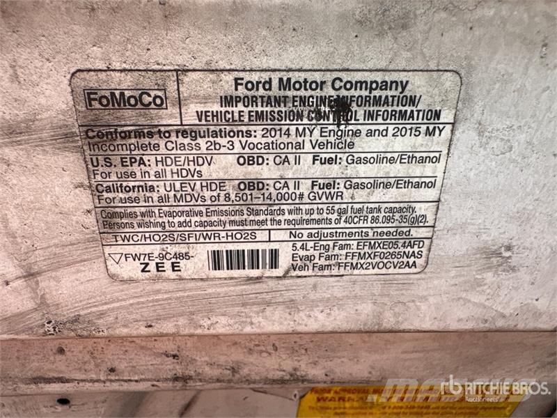 Ford E-350 Starcraft 4x2 13-Seat Mini Bus Mini-bus