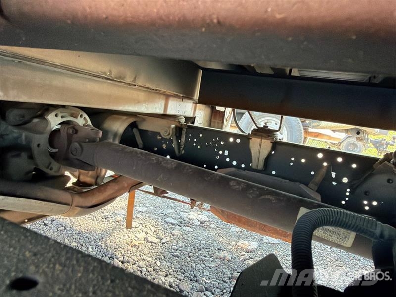 Ford E-350 Super Duty 4x2 Van Truck Sanduk kamioni