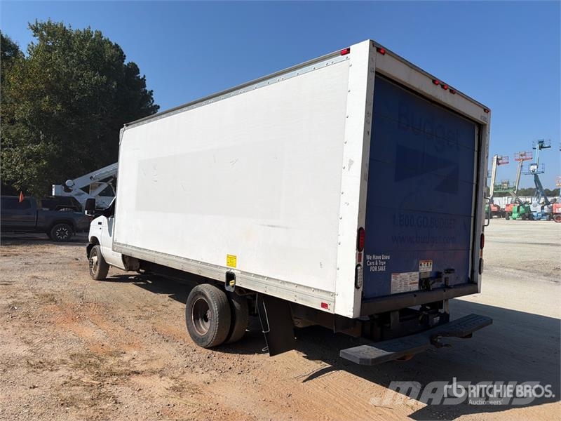Ford E-350 Super Duty 4x2 Van Truck Sanduk kamioni